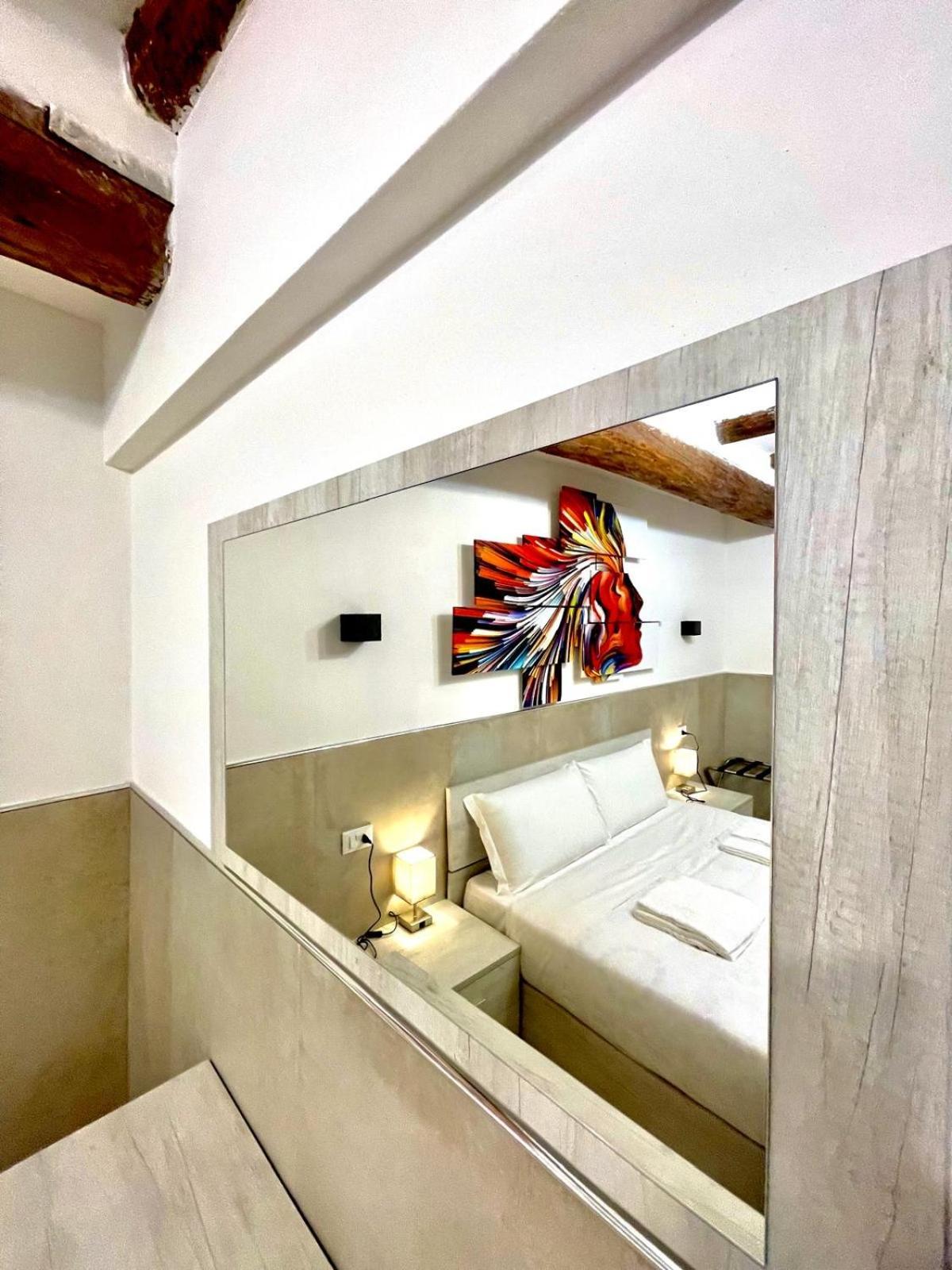 50 Tourist House Bologna - Pratello - Self Check-In Apartment Bagian luar foto