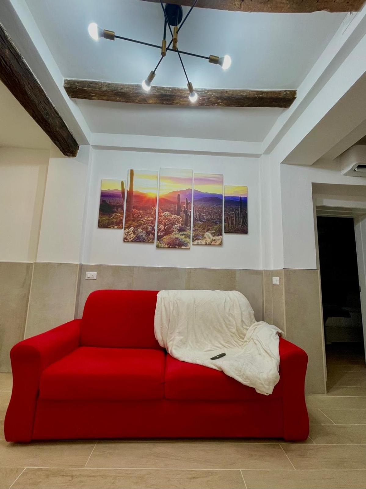 50 Tourist House Bologna - Pratello - Self Check-In Apartment Bagian luar foto