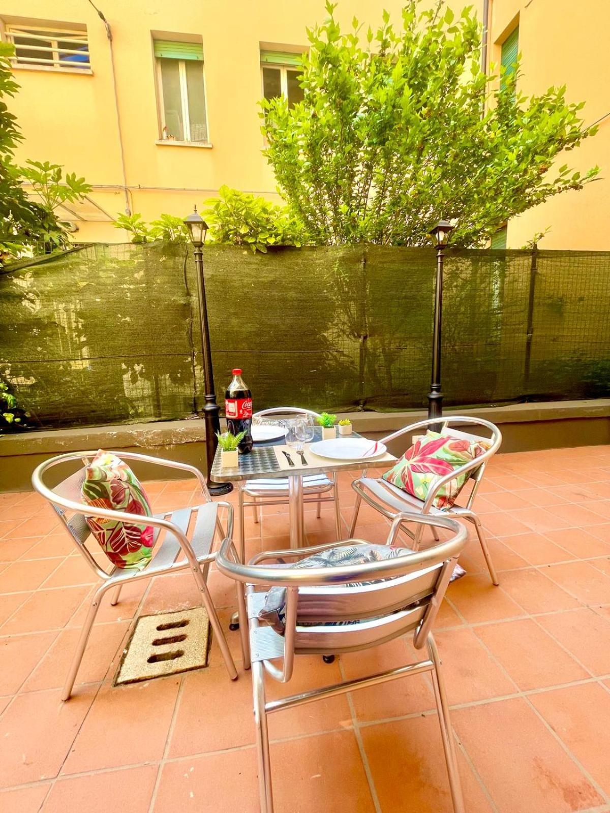 50 Tourist House Bologna - Pratello - Self Check-In Apartment Bagian luar foto